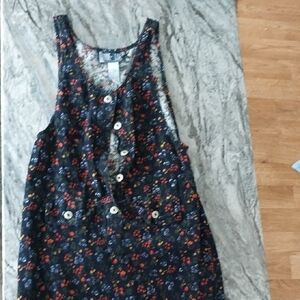 Floral Sleeveless Button-Up Top